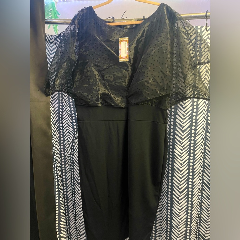 Boohoo black statement dress